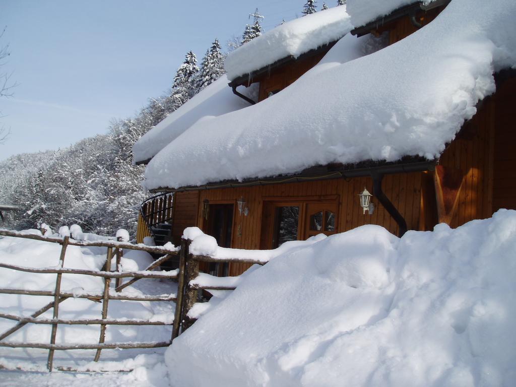 Reka Hisa river side lodge Bohinjska Bela Exterior foto